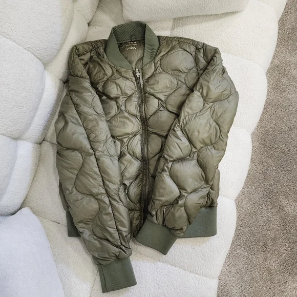 Aritzia hotsell league puffer